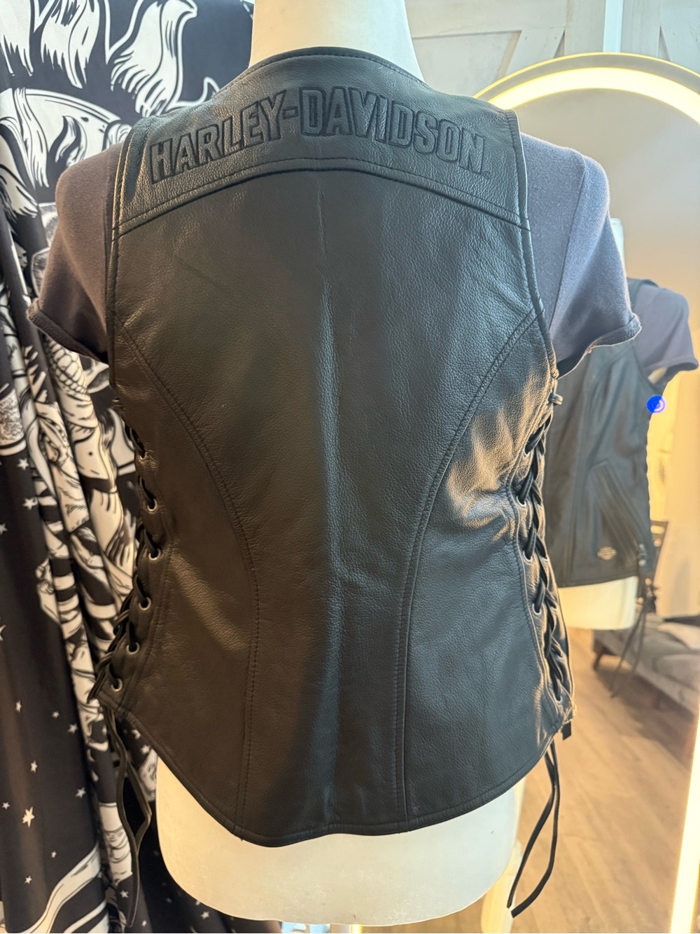 Harley-Davidson Black and White Leather Jacket Label Detail and gloves size sm - Picture 6 of 11